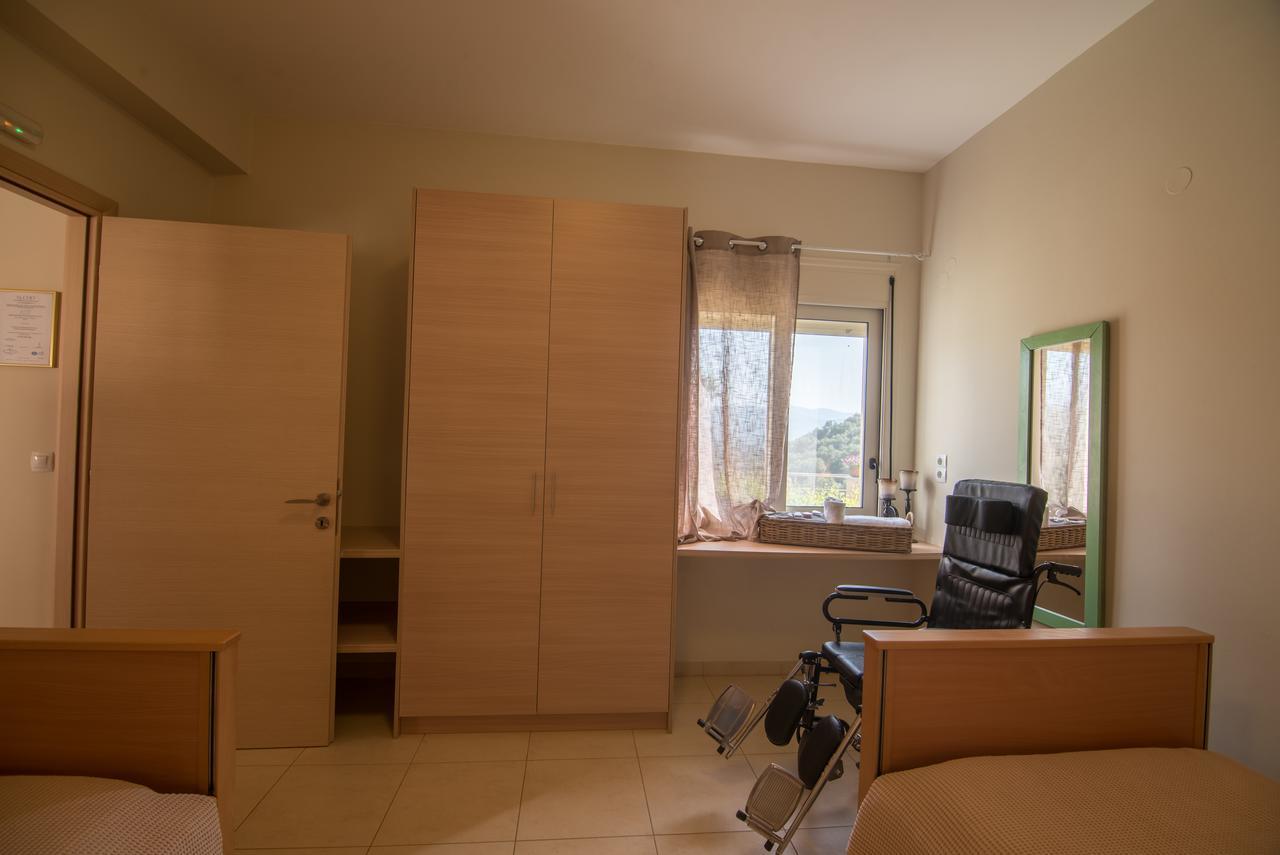 Aksos Suites Accessible Accommodation Agia  エクステリア 写真